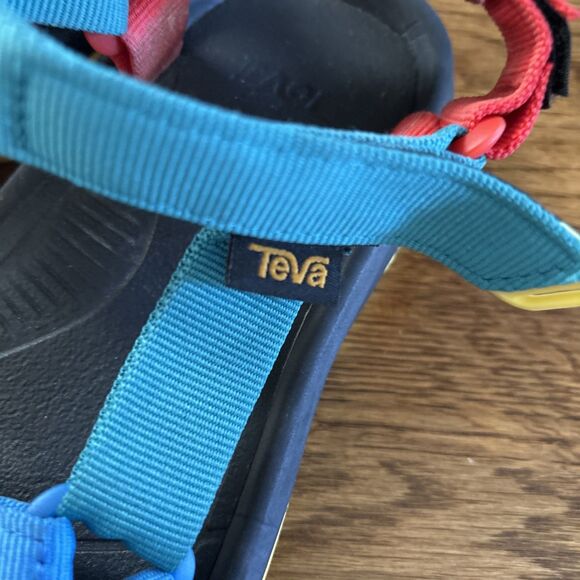 EUC Teva Women's Original Universal Hiking Sandals Multicolor Sz 6 - Picture 4 of 8